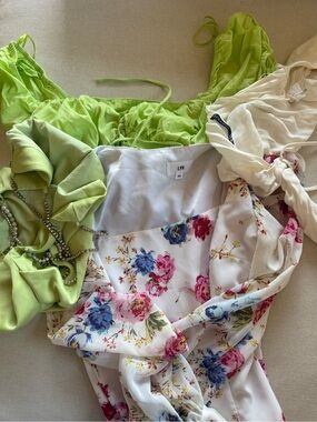 BUNDLE 5 TOPS XS/S